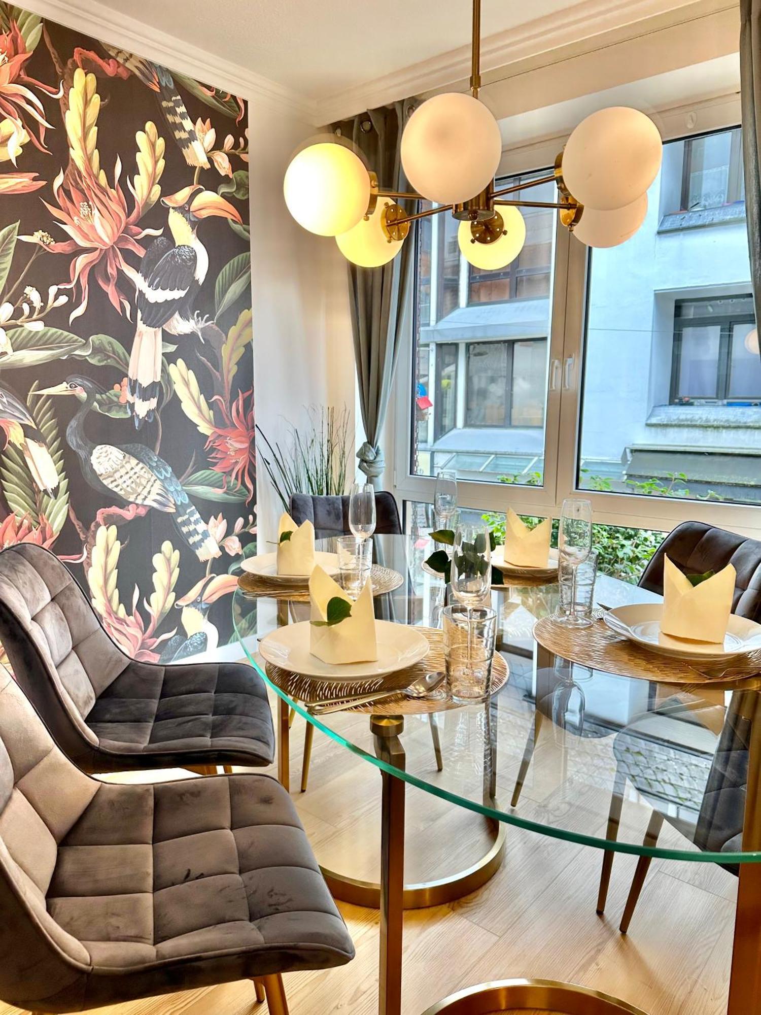 City-Apartment Mit Dachterrasse & Massagesessel In Der Fussgaengerzone K4 Oldenburg Ngoại thất bức ảnh