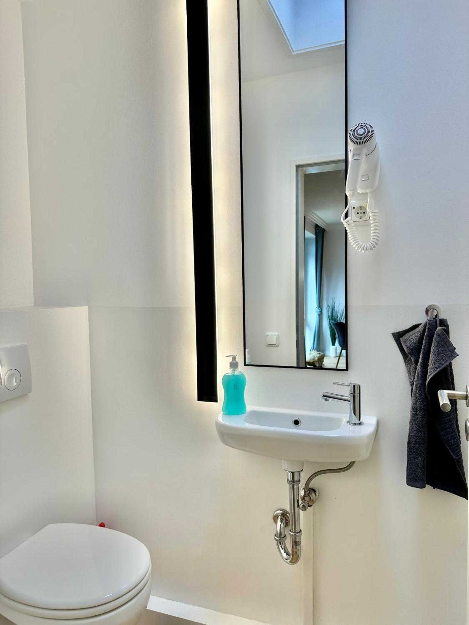 City-Apartment Mit Dachterrasse & Massagesessel In Der Fussgaengerzone K4 Oldenburg Ngoại thất bức ảnh